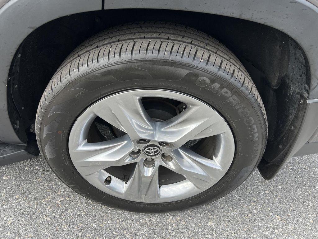 used 2019 Toyota Highlander car, priced at $27,945
