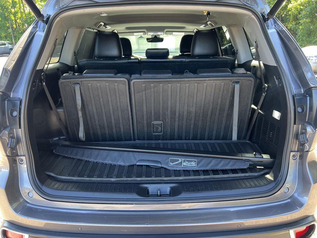 used 2019 Toyota Highlander car, priced at $27,945