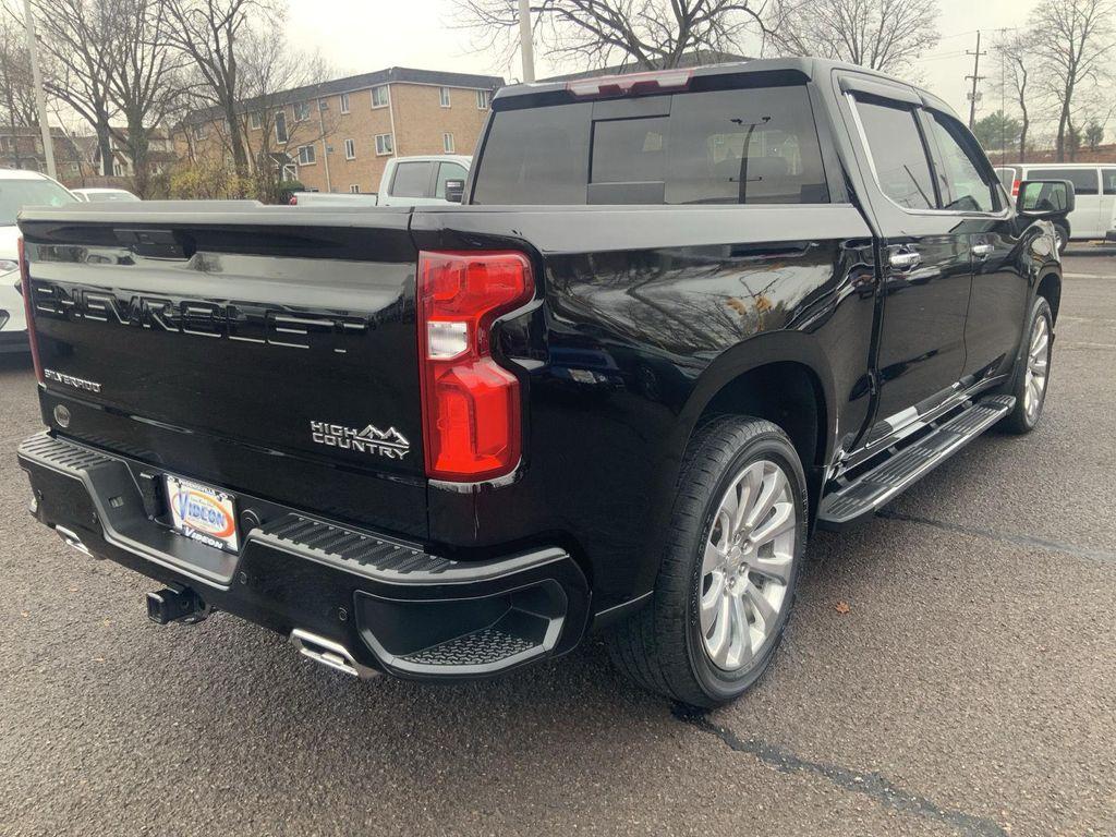 used 2022 Chevrolet Silverado 1500 car, priced at $30,245
