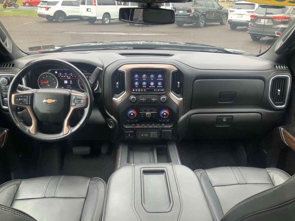used 2022 Chevrolet Silverado 1500 car, priced at $30,245