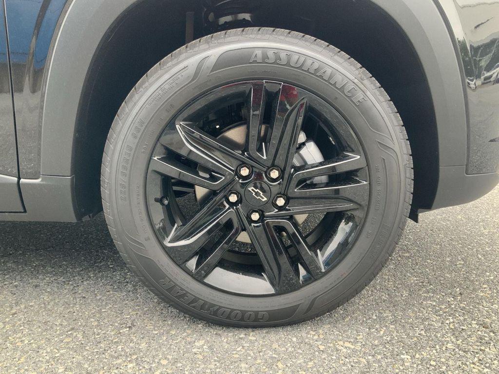 new 2025 Chevrolet Trax car, priced at $26,690