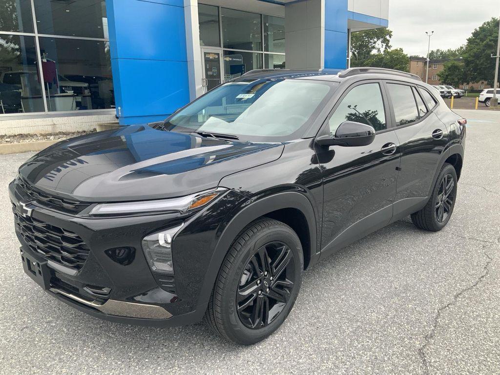 new 2025 Chevrolet Trax car, priced at $26,690
