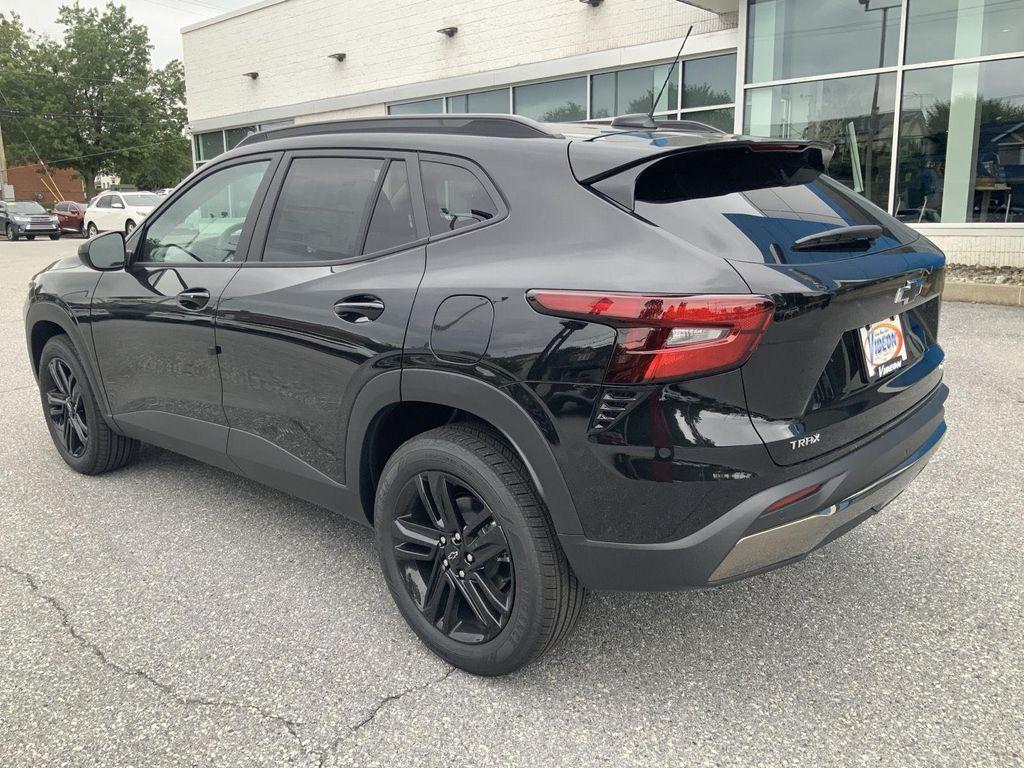 new 2025 Chevrolet Trax car, priced at $26,690