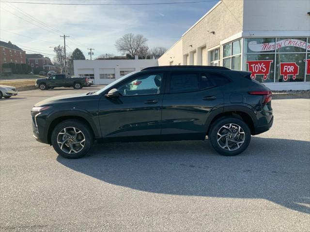 new 2025 Chevrolet Trax car, priced at $24,985