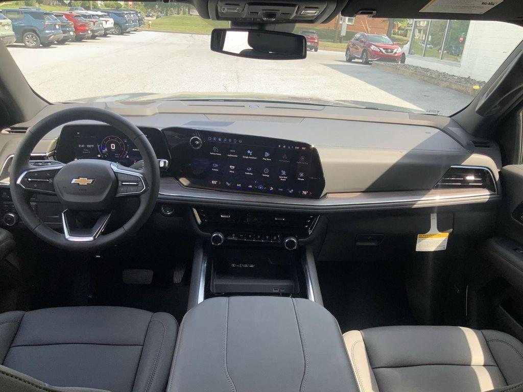 new 2025 Chevrolet Tahoe car, priced at $71,979