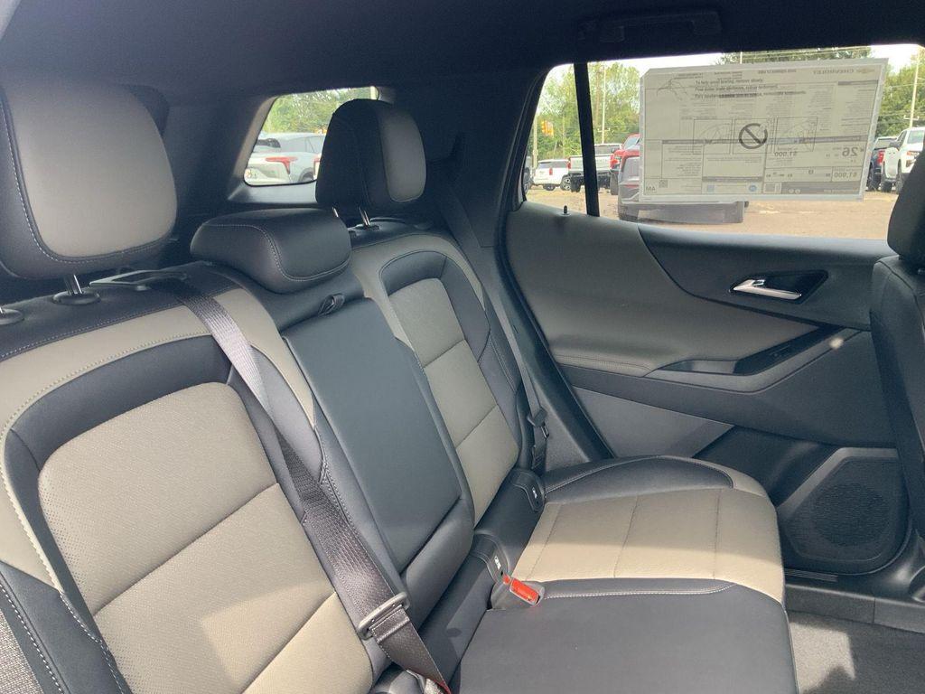new 2026 Chevrolet Equinox car, priced at $34,207