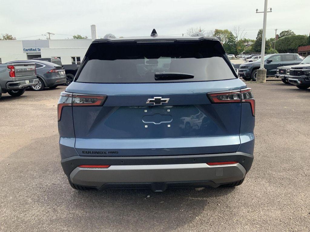 new 2026 Chevrolet Equinox car, priced at $34,207