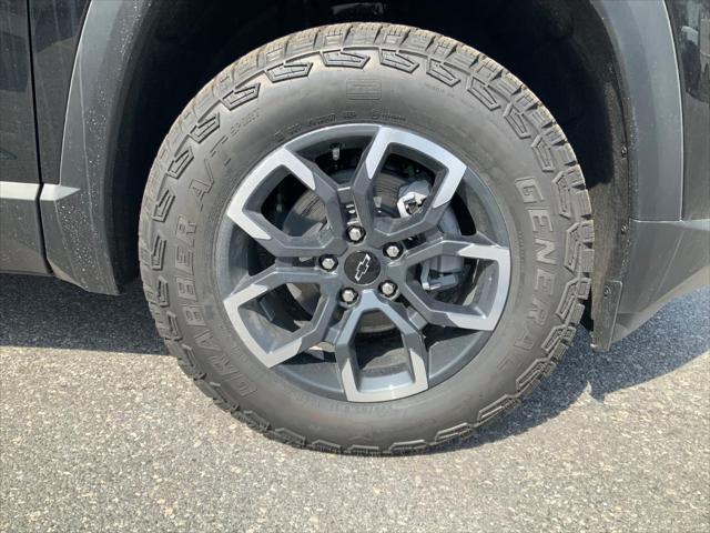 new 2025 Chevrolet Equinox car, priced at $37,880