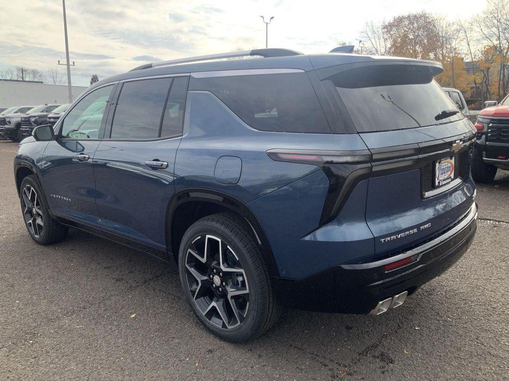 new 2026 Chevrolet Traverse car, priced at $58,544