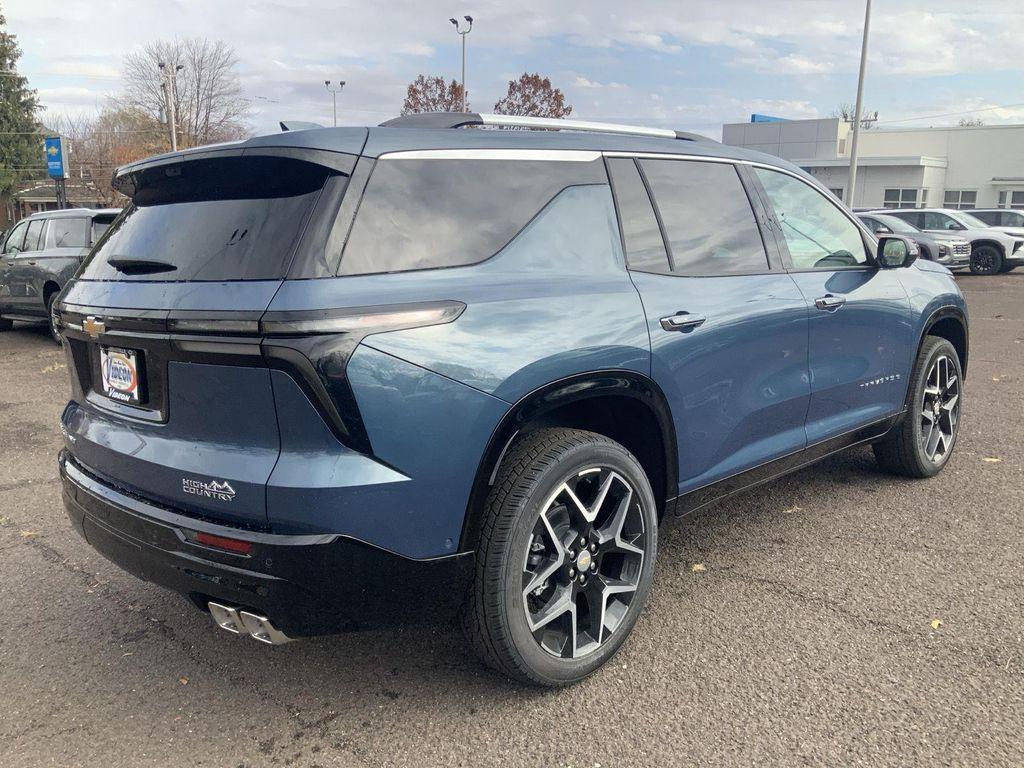 new 2026 Chevrolet Traverse car, priced at $58,544