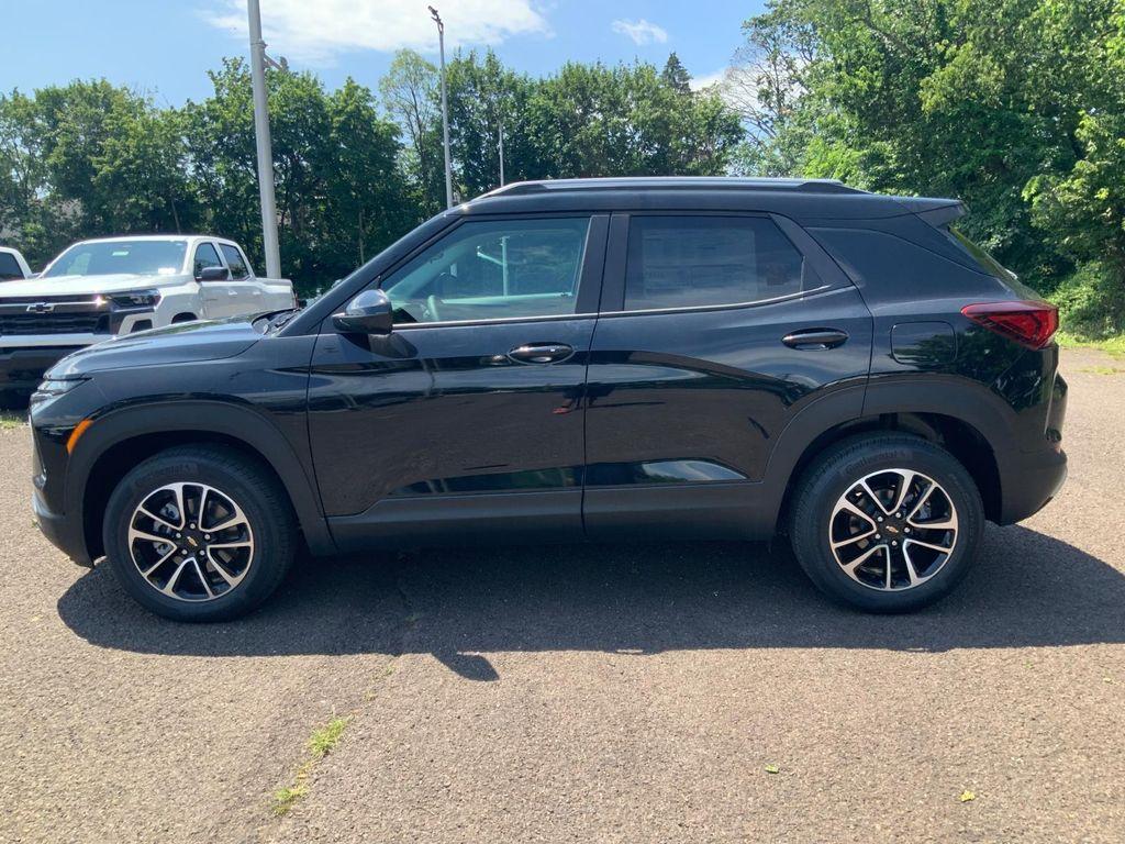 new 2026 Chevrolet TrailBlazer car, priced at $28,415