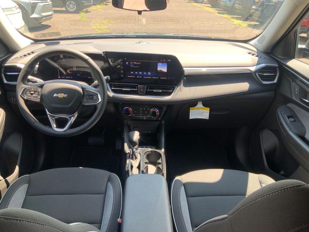 new 2026 Chevrolet TrailBlazer car, priced at $28,415
