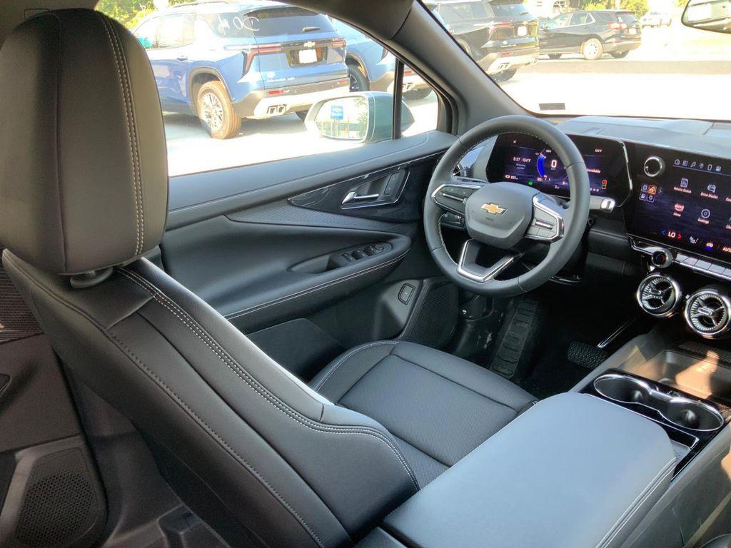 new 2025 Chevrolet Blazer EV car, priced at $45,217