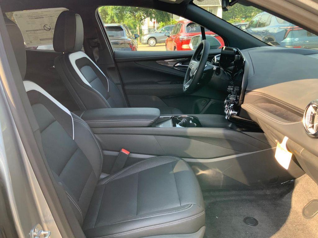 new 2025 Chevrolet Blazer EV car, priced at $45,217