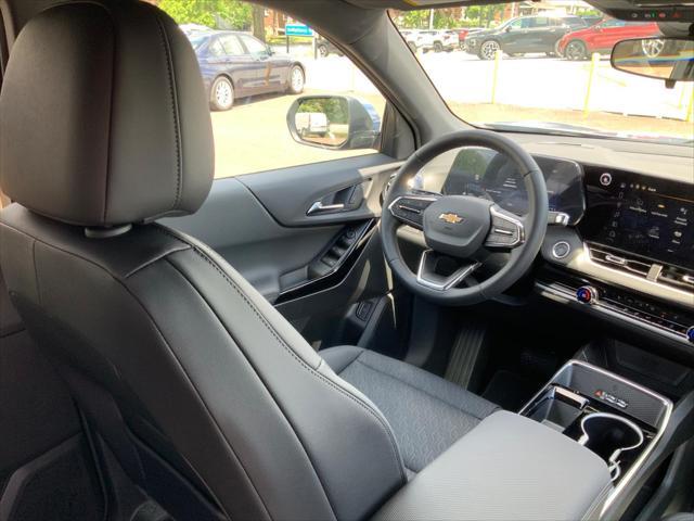 new 2025 Chevrolet Equinox car, priced at $33,645