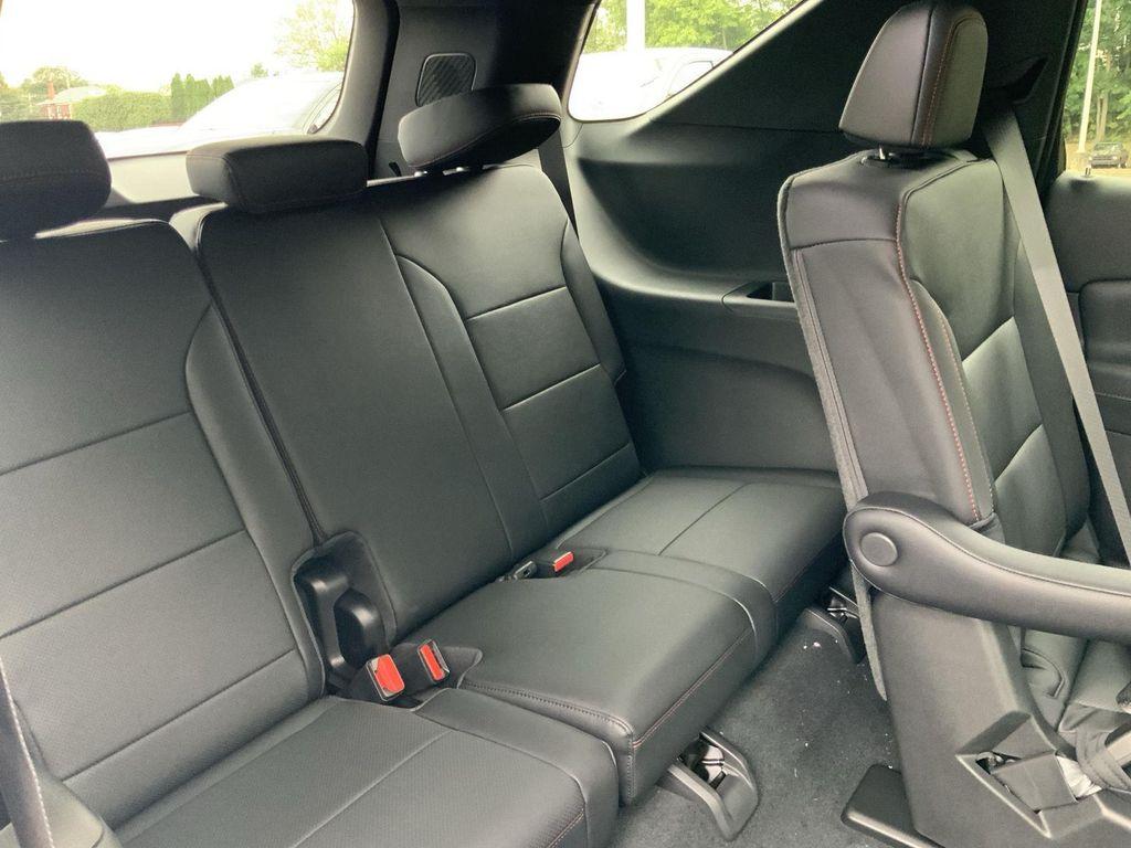 new 2026 Chevrolet Traverse car, priced at $52,564
