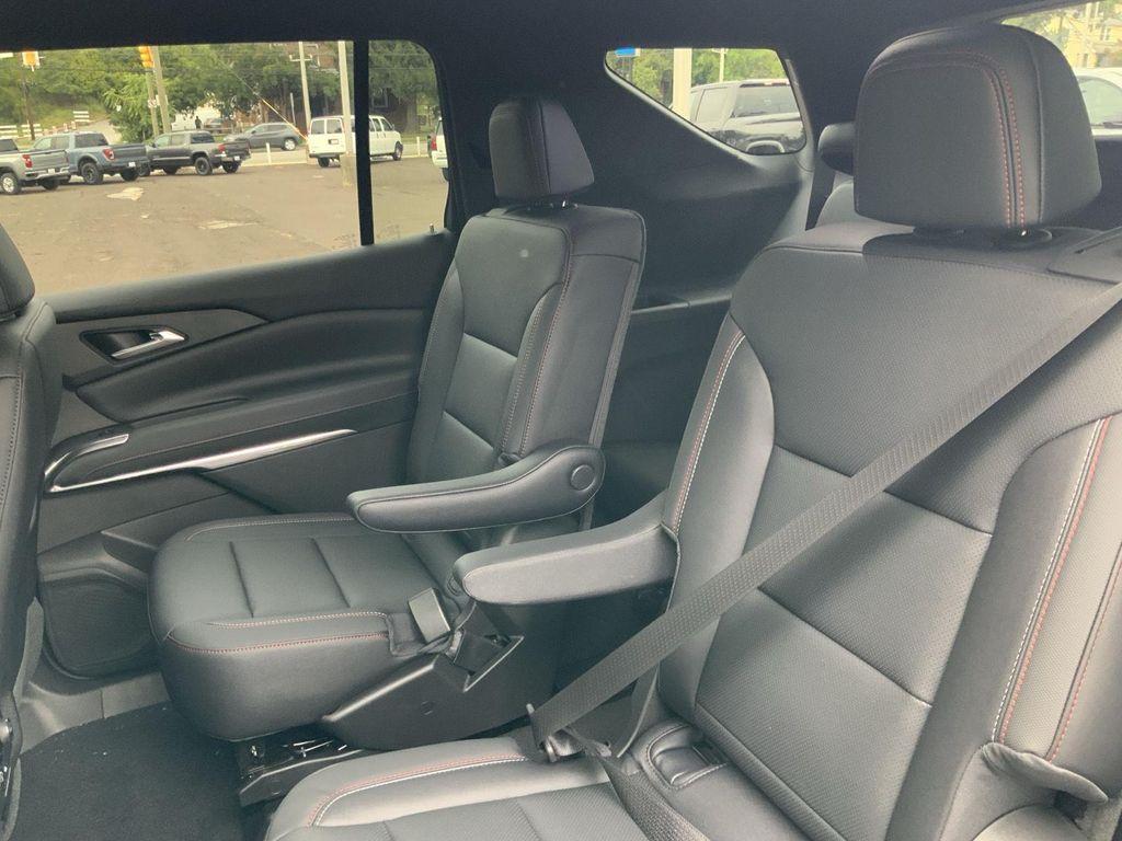 new 2026 Chevrolet Traverse car, priced at $52,564