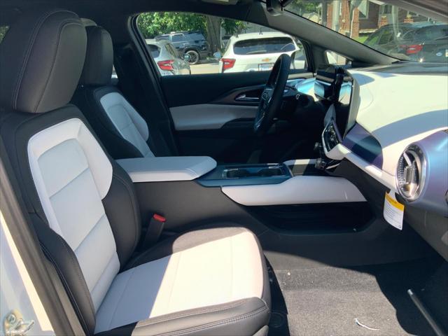 new 2025 Chevrolet Equinox EV car, priced at $39,340