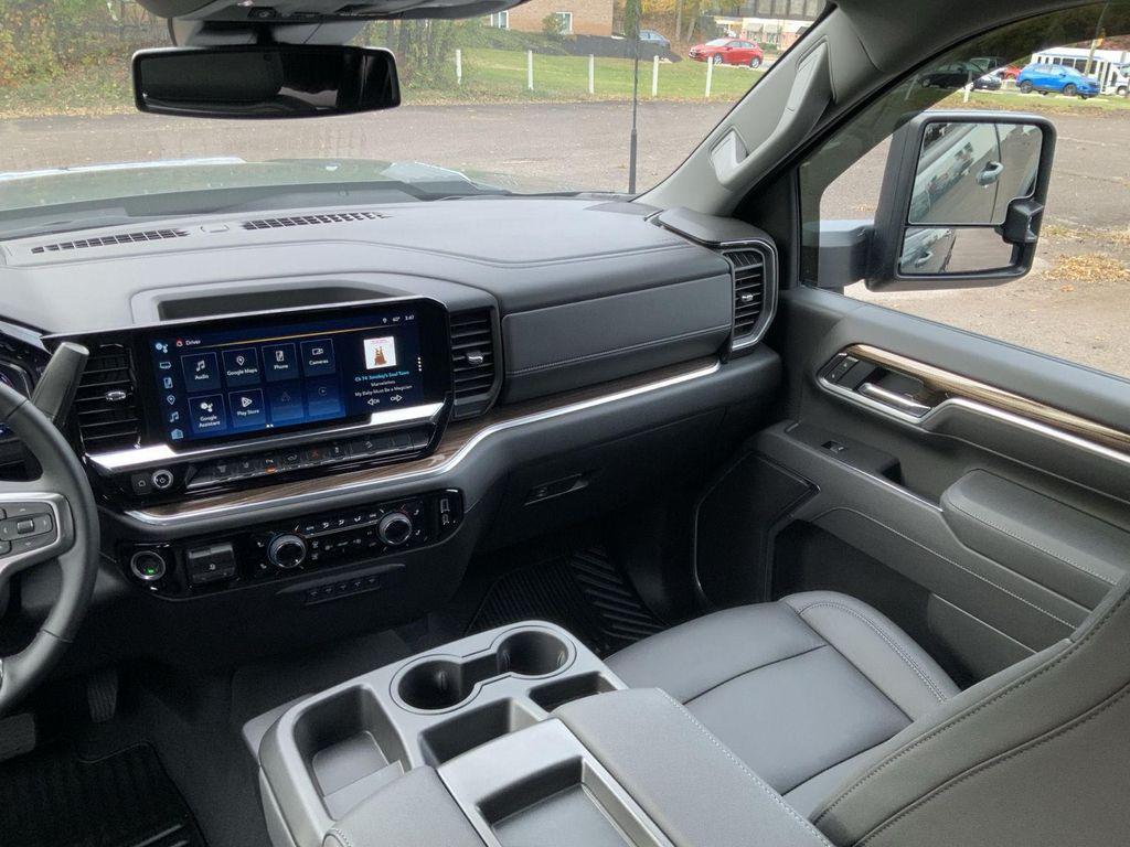 used 2025 Chevrolet Silverado 2500 car, priced at $71,995