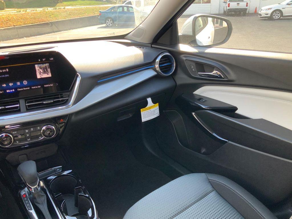new 2026 Chevrolet Trax car, priced at $25,541