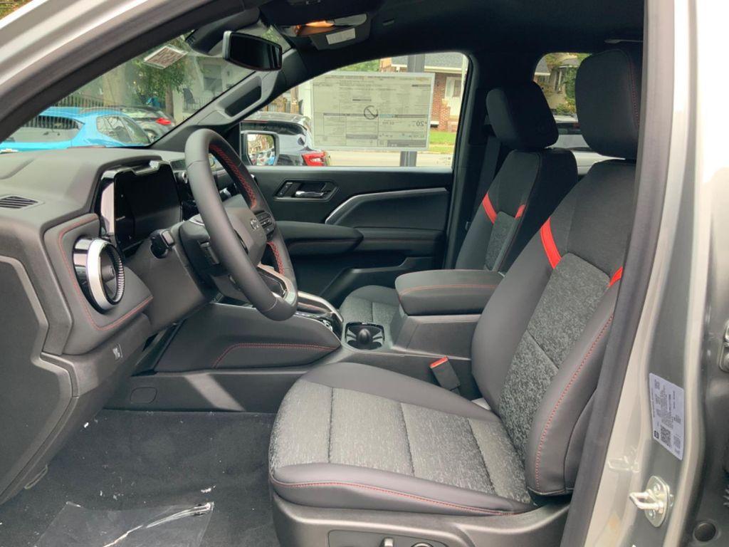 new 2024 Chevrolet Colorado car, priced at $40,985
