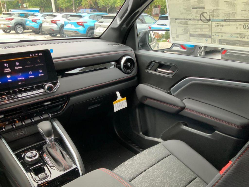 new 2024 Chevrolet Colorado car, priced at $40,985