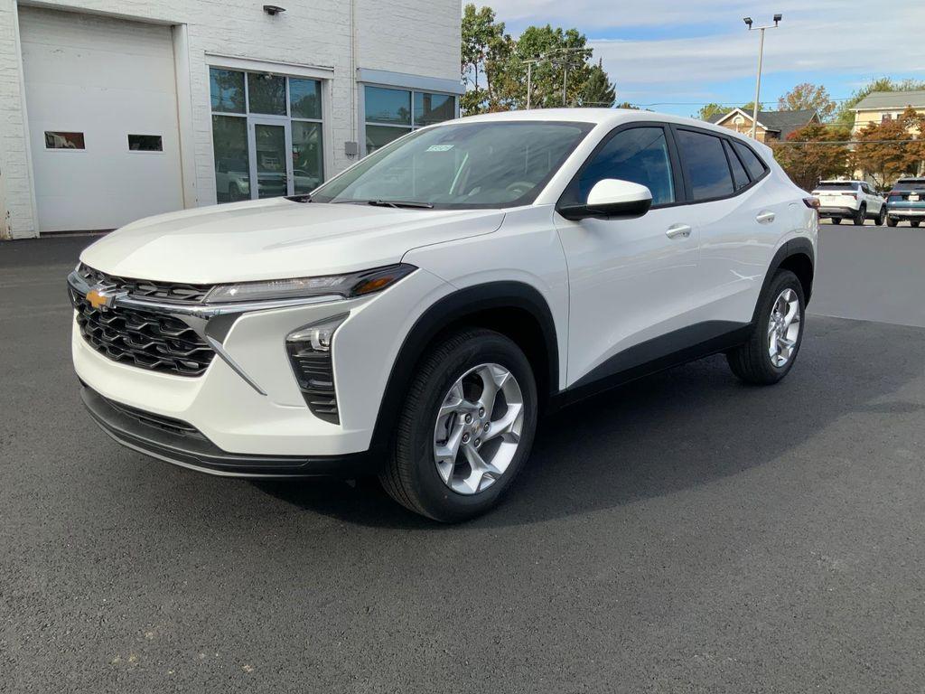 new 2026 Chevrolet Trax car, priced at $24,058