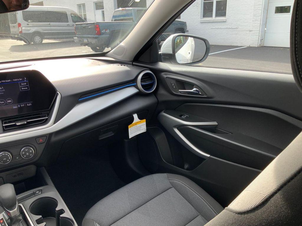 new 2026 Chevrolet Trax car, priced at $24,058