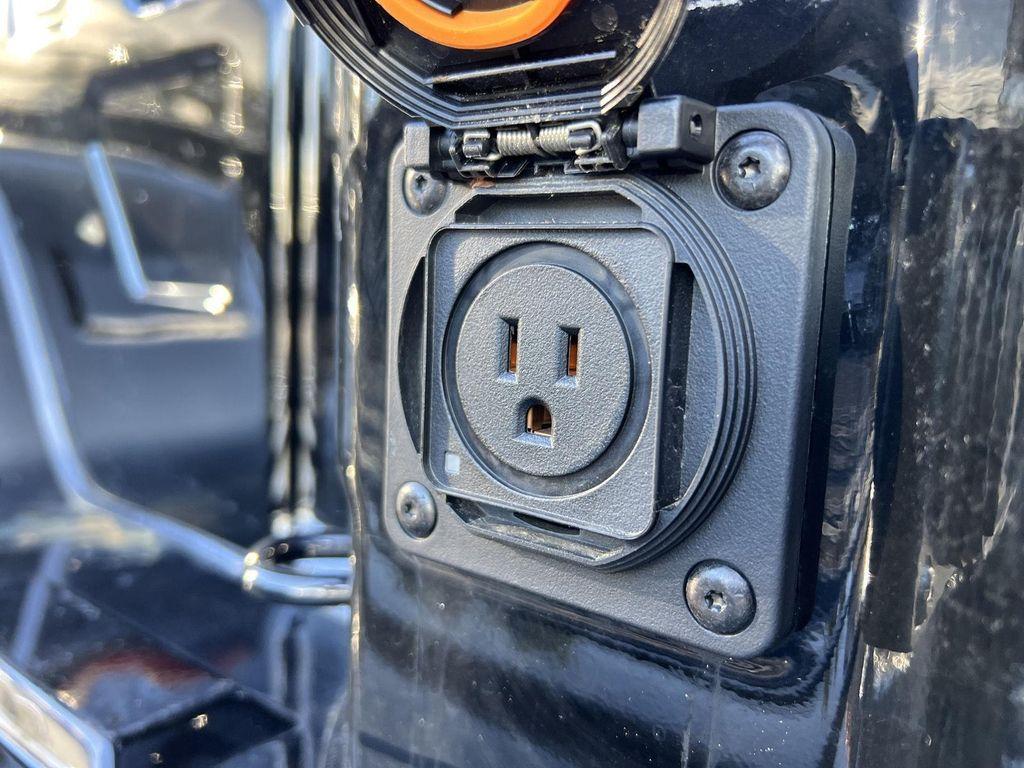 used 2024 Chevrolet Silverado 1500 car, priced at $40,695