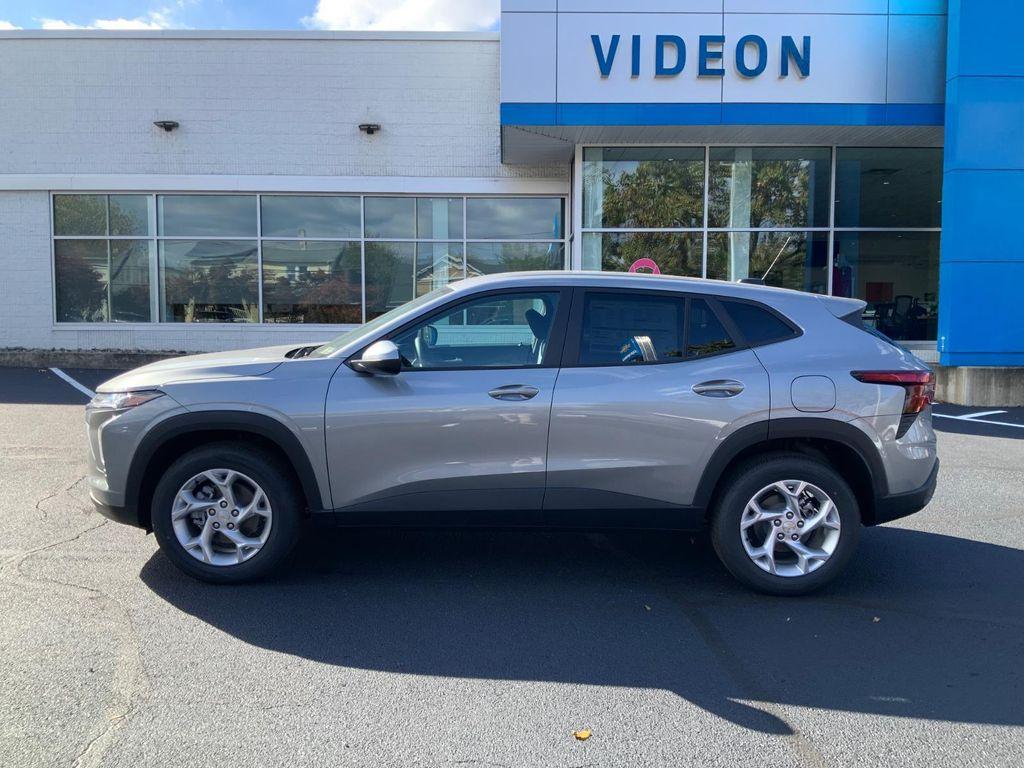new 2026 Chevrolet Trax car, priced at $24,058