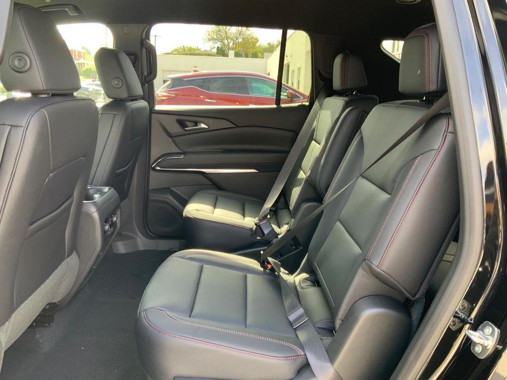 new 2026 Chevrolet Traverse car, priced at $51,569