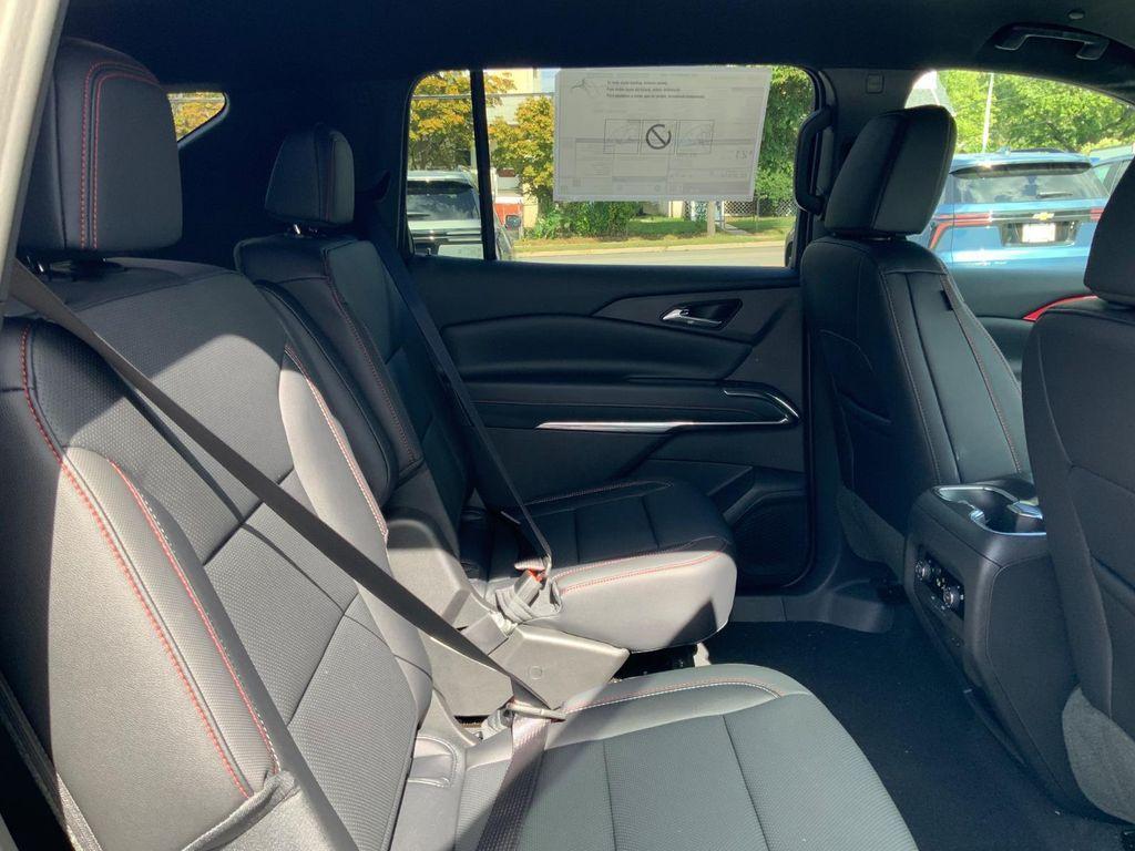 new 2026 Chevrolet Traverse car, priced at $51,569