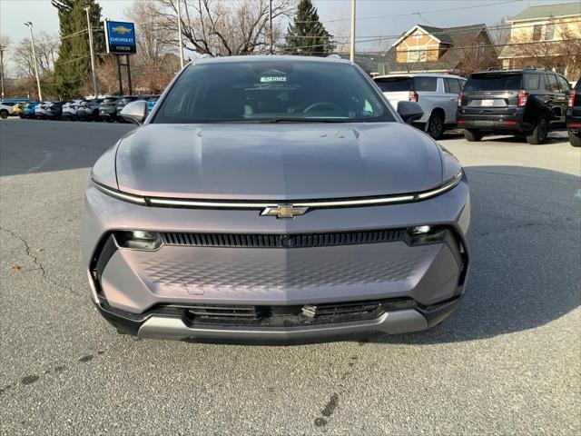 new 2025 Chevrolet Equinox car, priced at $43,295