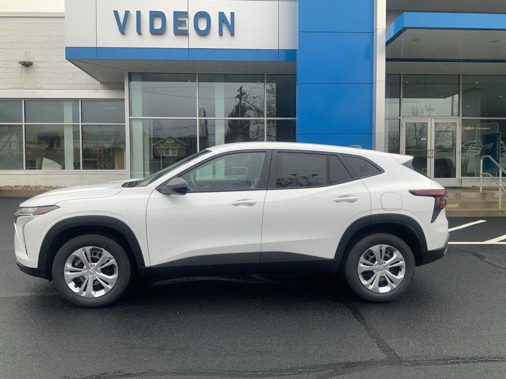 new 2026 Chevrolet Trax car, priced at $23,127