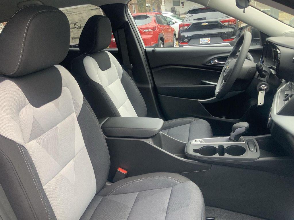 new 2026 Chevrolet Trax car, priced at $23,127