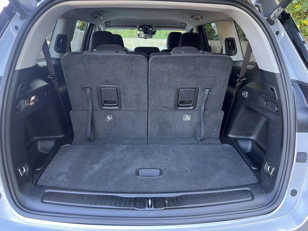 used 2022 Jeep Grand Cherokee L car, priced at $31,995