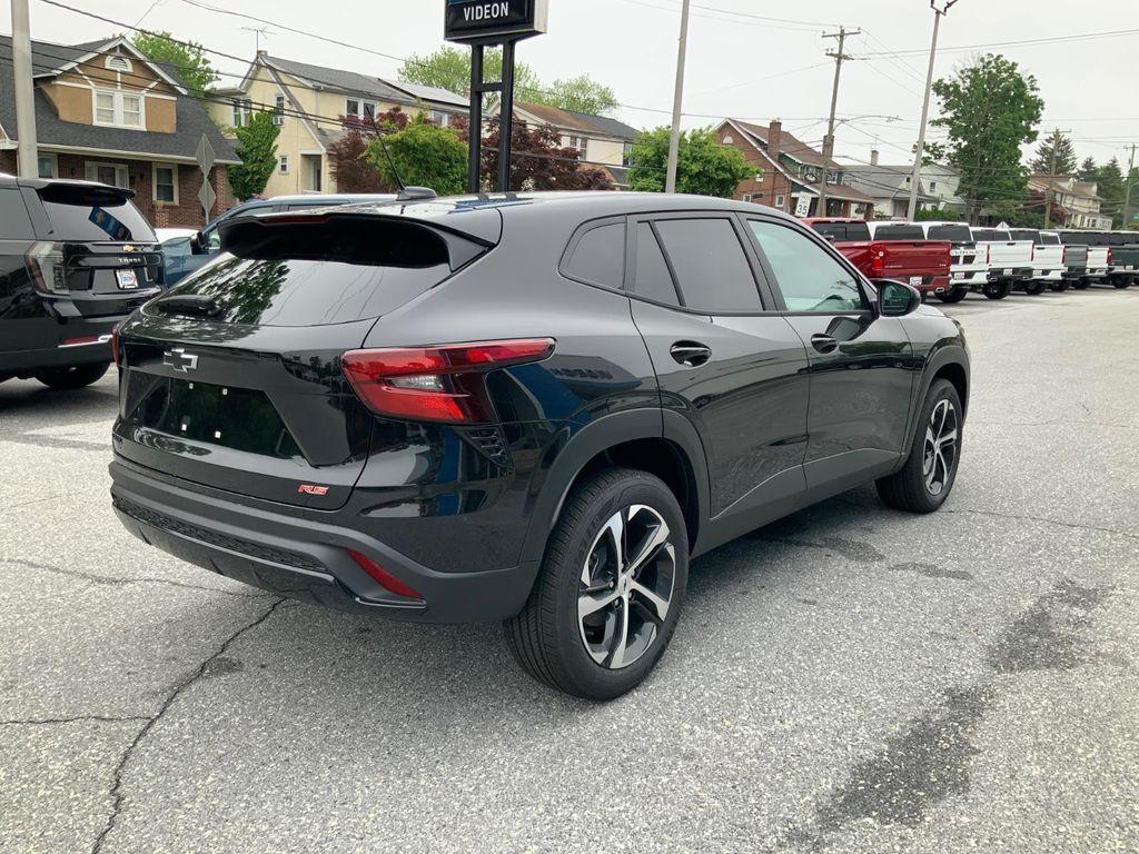 used 2025 Chevrolet Trax car, priced at $23,995
