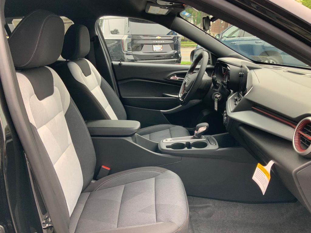 used 2025 Chevrolet Trax car, priced at $23,995