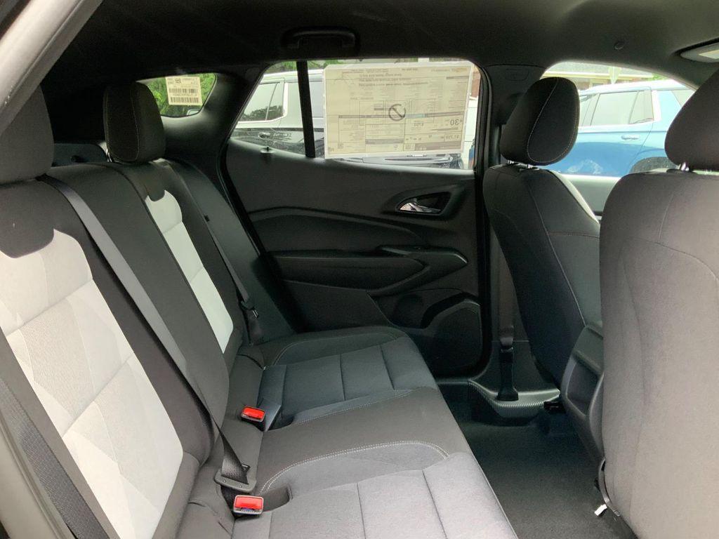 used 2025 Chevrolet Trax car, priced at $23,995