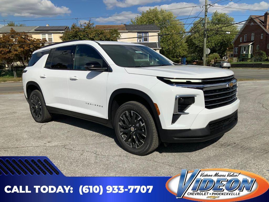 new 2026 Chevrolet Traverse car, priced at $47,744