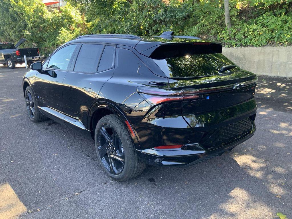 new 2025 Chevrolet Equinox EV car, priced at $45,640
