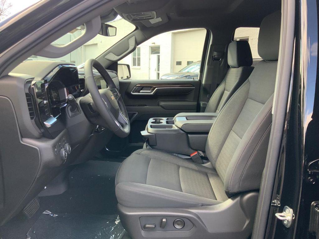 new 2026 Chevrolet Silverado 1500 car, priced at $47,294