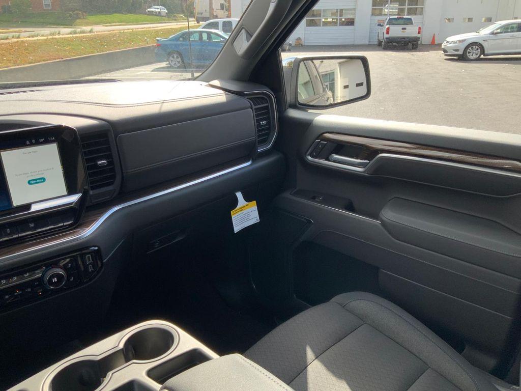 new 2026 Chevrolet Silverado 1500 car, priced at $47,294