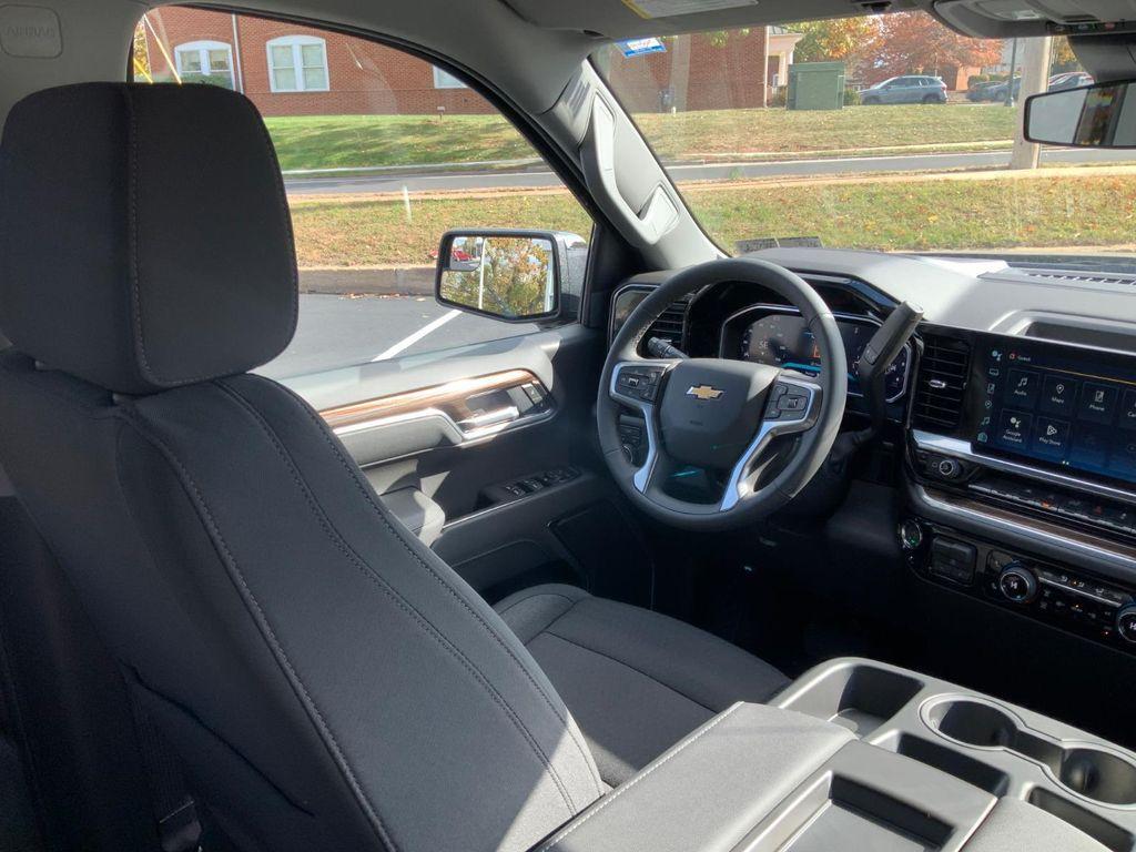 new 2026 Chevrolet Silverado 1500 car, priced at $47,294