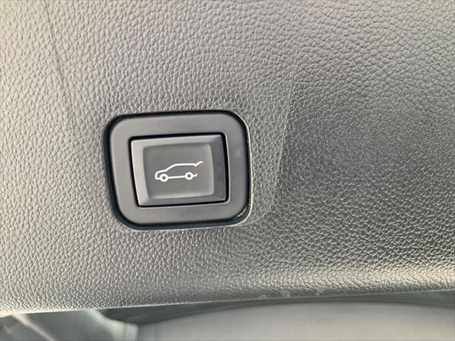 used 2019 Chevrolet Traverse car, priced at $20,995