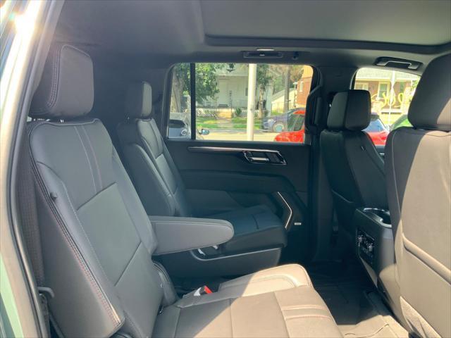 new 2025 Chevrolet Suburban car, priced at $79,465