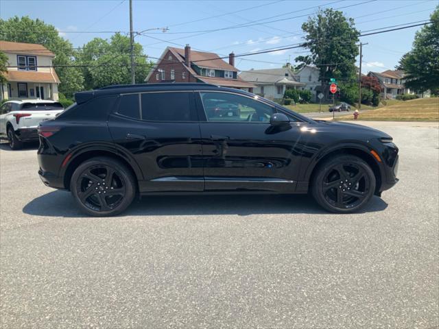 new 2024 Chevrolet Equinox car, priced at $50,975