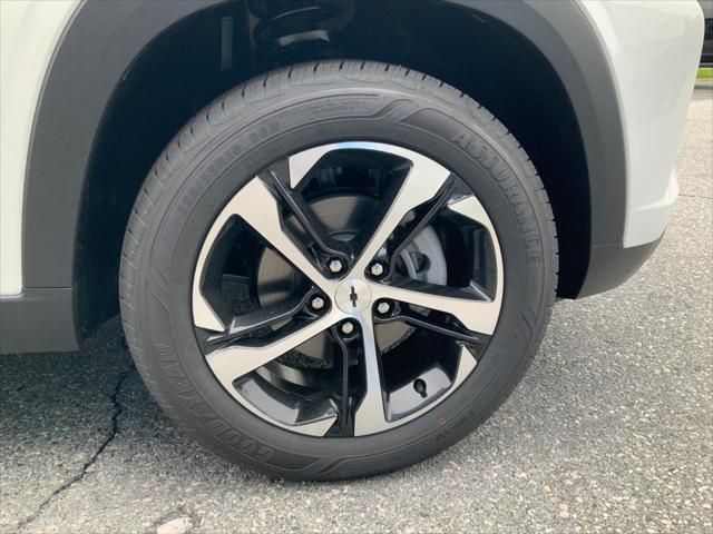 new 2025 Chevrolet Trax car, priced at $24,290