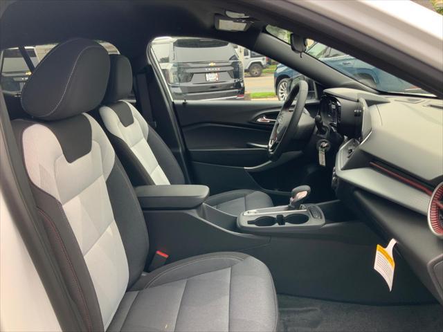 new 2025 Chevrolet Trax car, priced at $24,290
