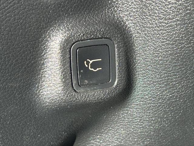 used 2019 Jeep Compass car, priced at $18,495